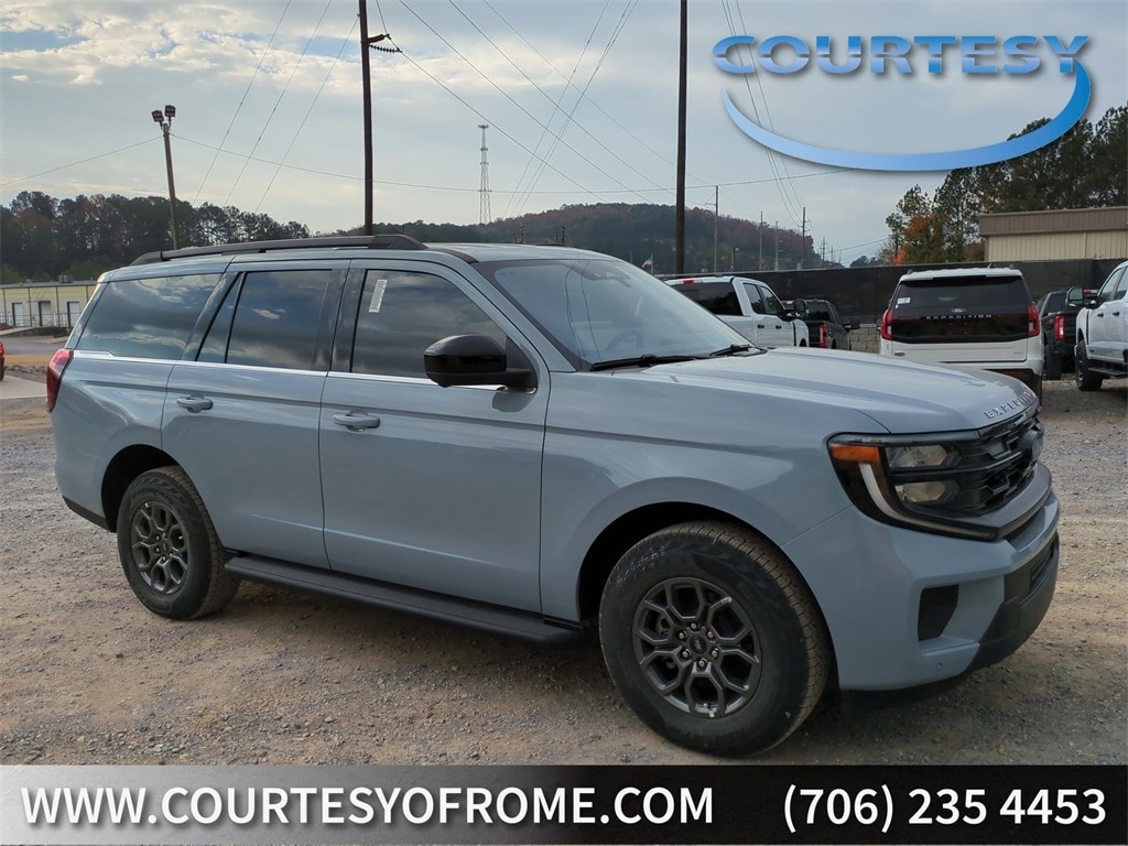 2025 Ford Expedition Active's photo