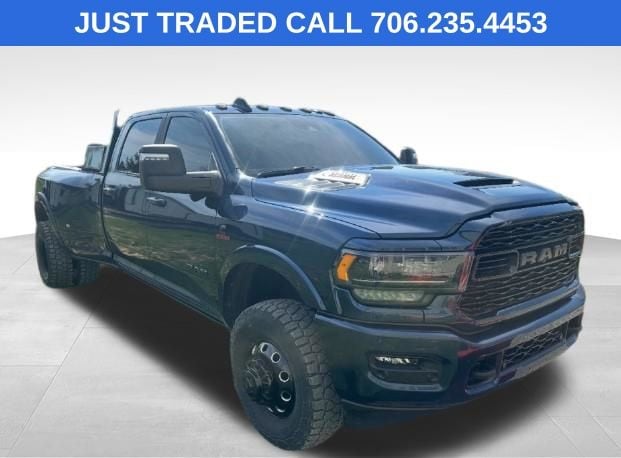 2023 RAM 3500 Limited 4X4 Crew Cab LWB's photo