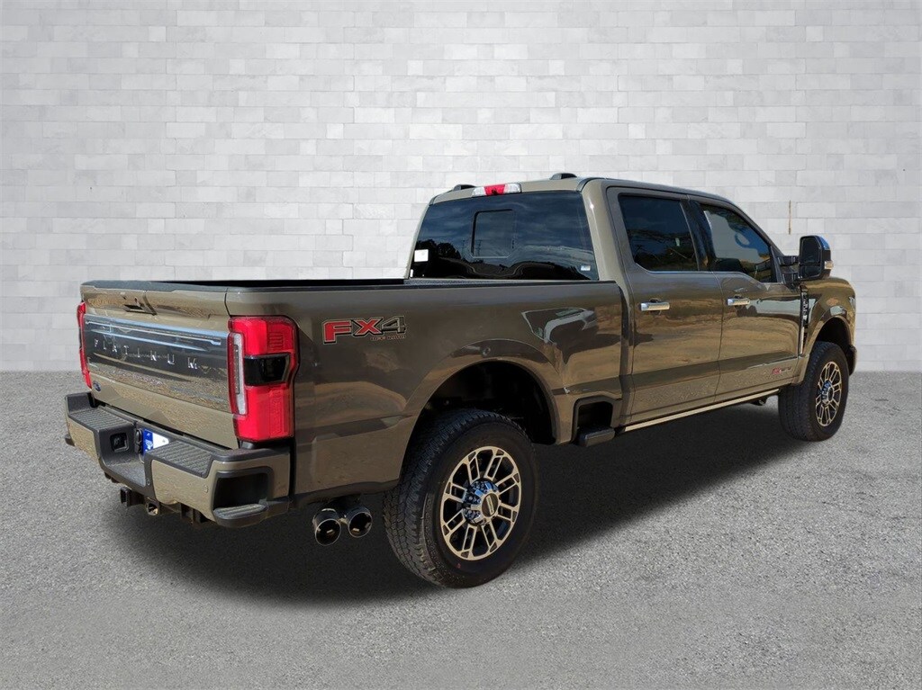 2026 Ford F-350 photo 4