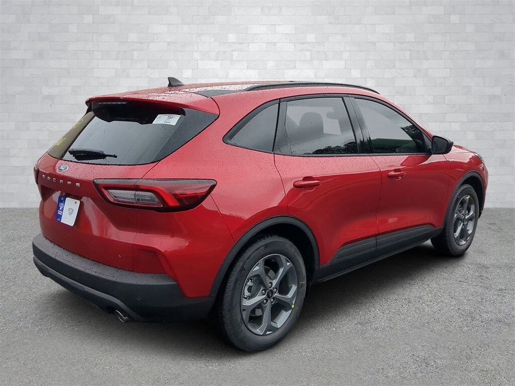 2025 Ford Escape ST-Line photo 3