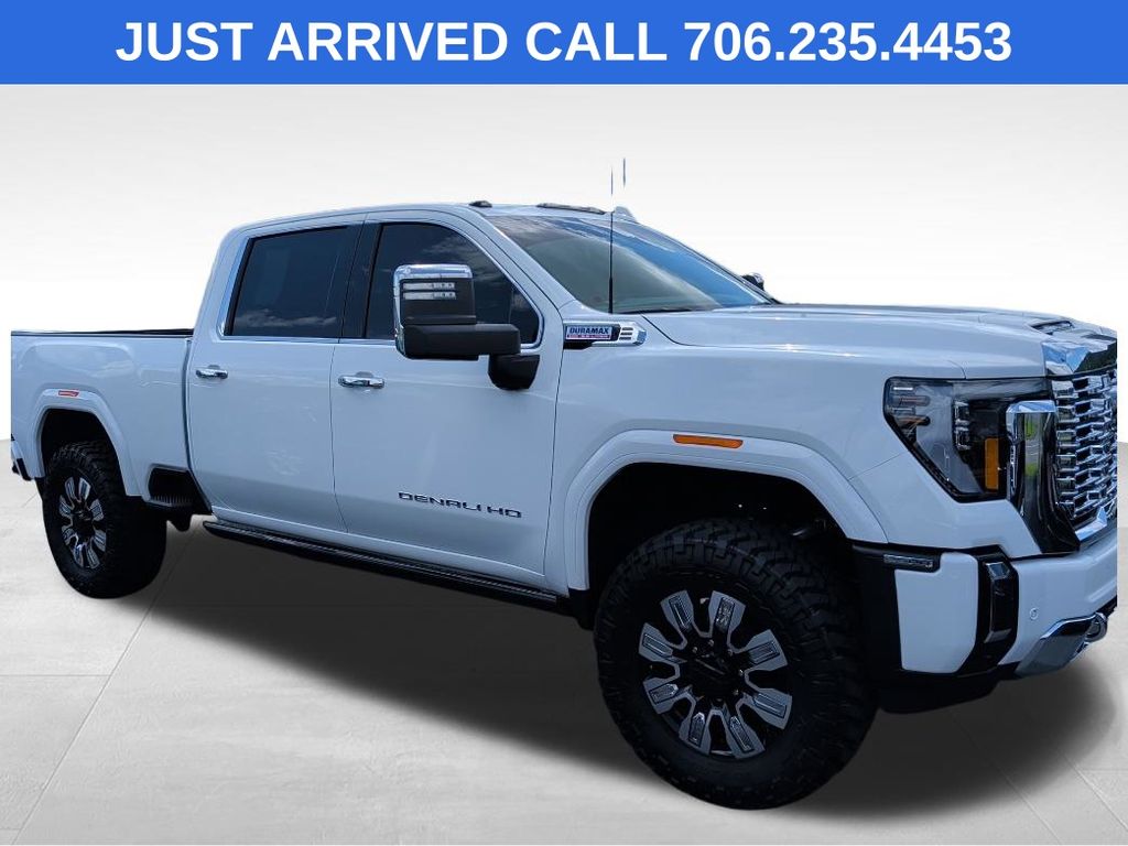 2026 GMC Sierra 4WD Crew Cab Standard Box Denali's photo