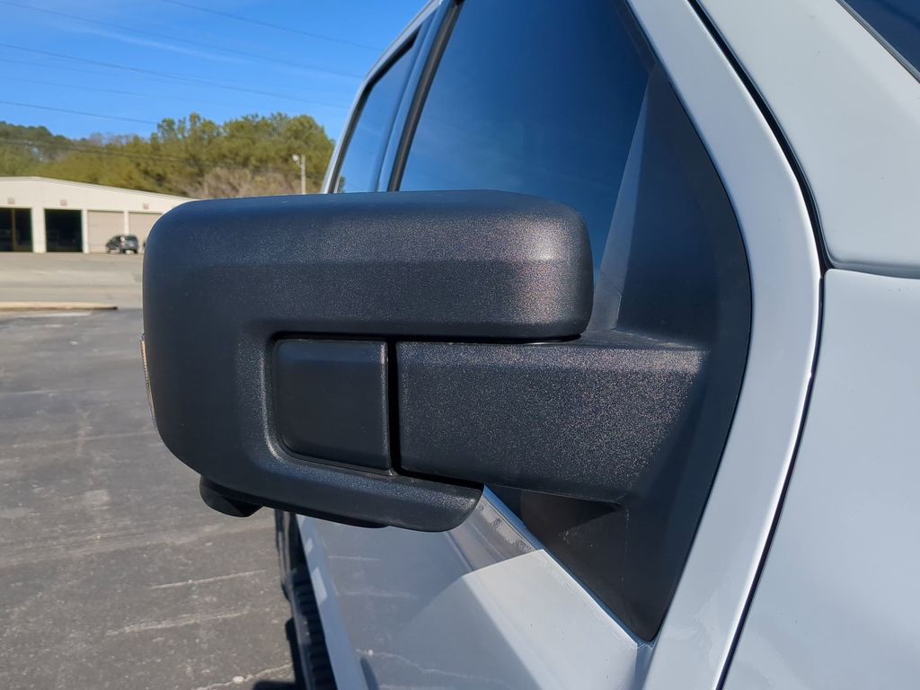 2025 Ford F-150 XLT - Photo 14