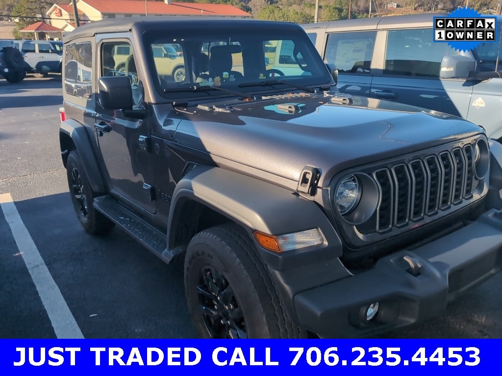 2025 Jeep Wrangler 2-Door Sport's photo