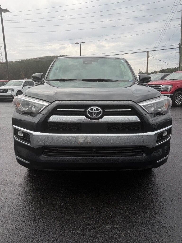 2023 Toyota 4Runner Limited photo 2