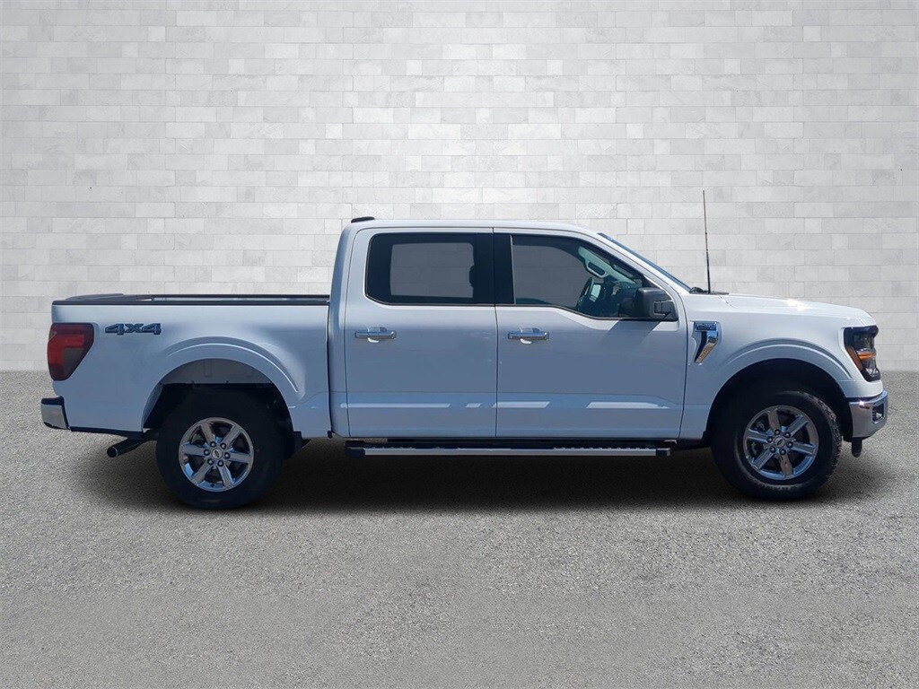 2025 Ford F-150 XLT photo 2