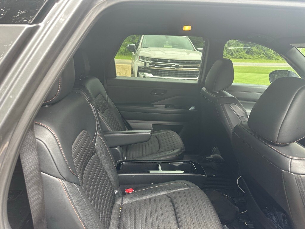 2023 Nissan Pathfinder Rock Creek photo 4