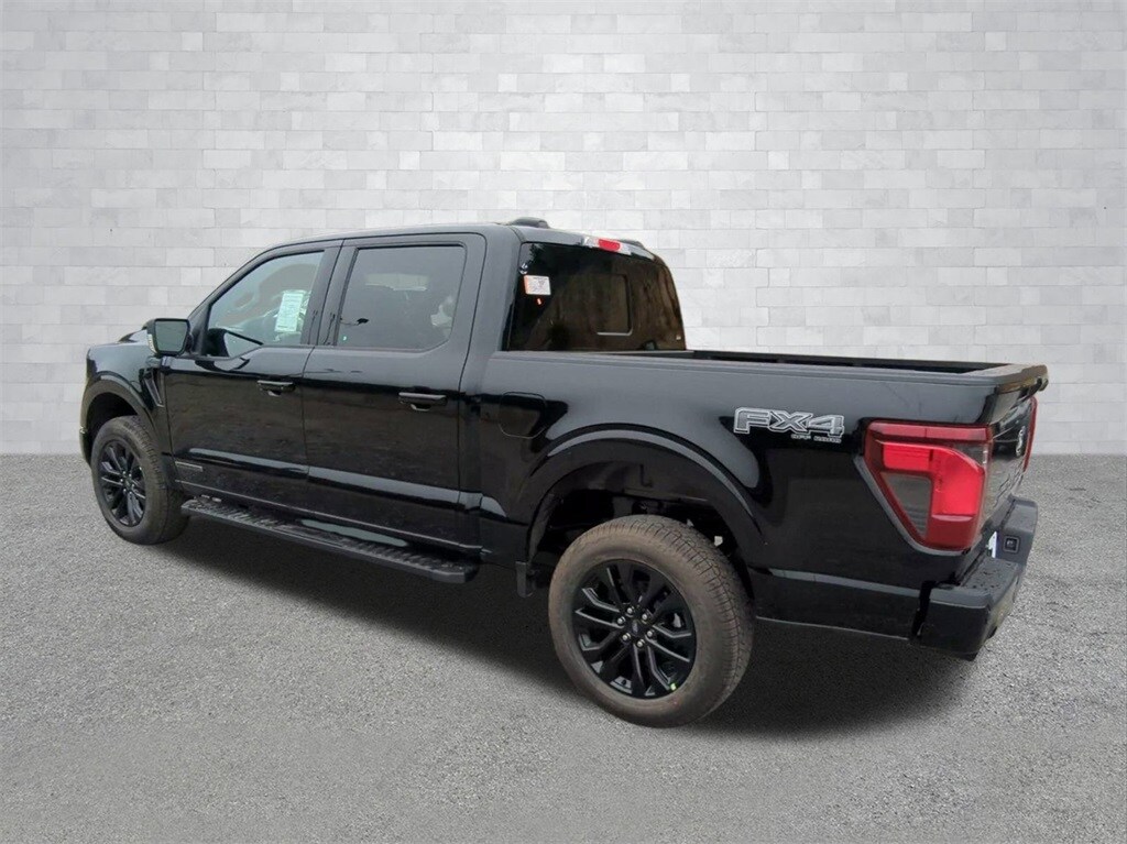 2025 Ford F-150 XLT photo 4