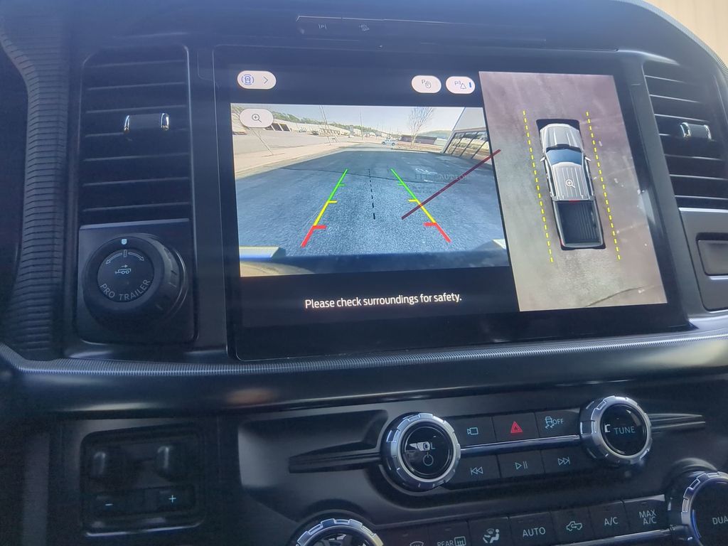 2025 Ford F-150 Platinum - Photo 24