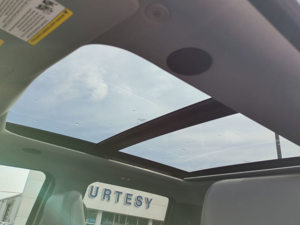 2025 Ford F-150 Lariat - Photo 21