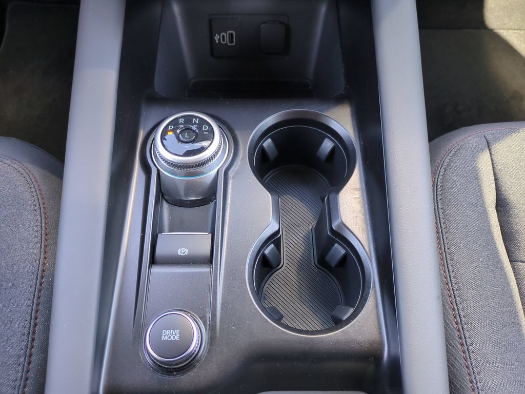 2026 Ford Explorer Active - Photo 17