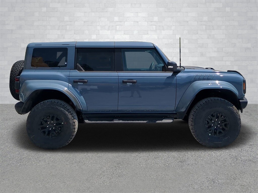 2025 Ford Bronco Raptor photo 2