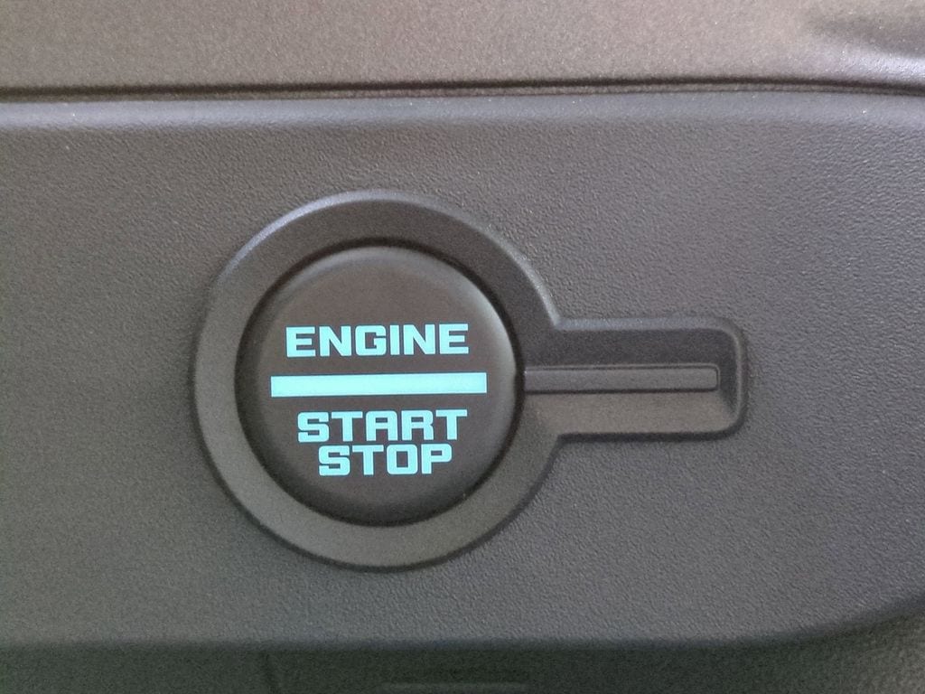 2025 Ford Bronco 4-Door Base - Photo 28