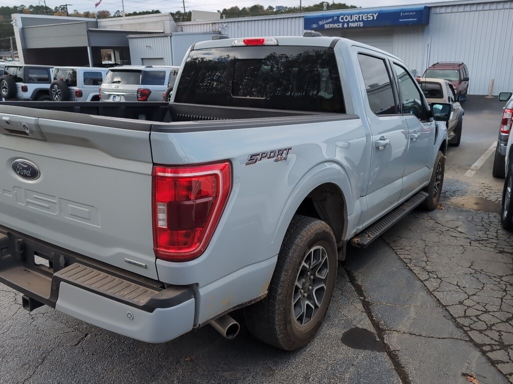 2023 Ford F-150 XLT photo 3