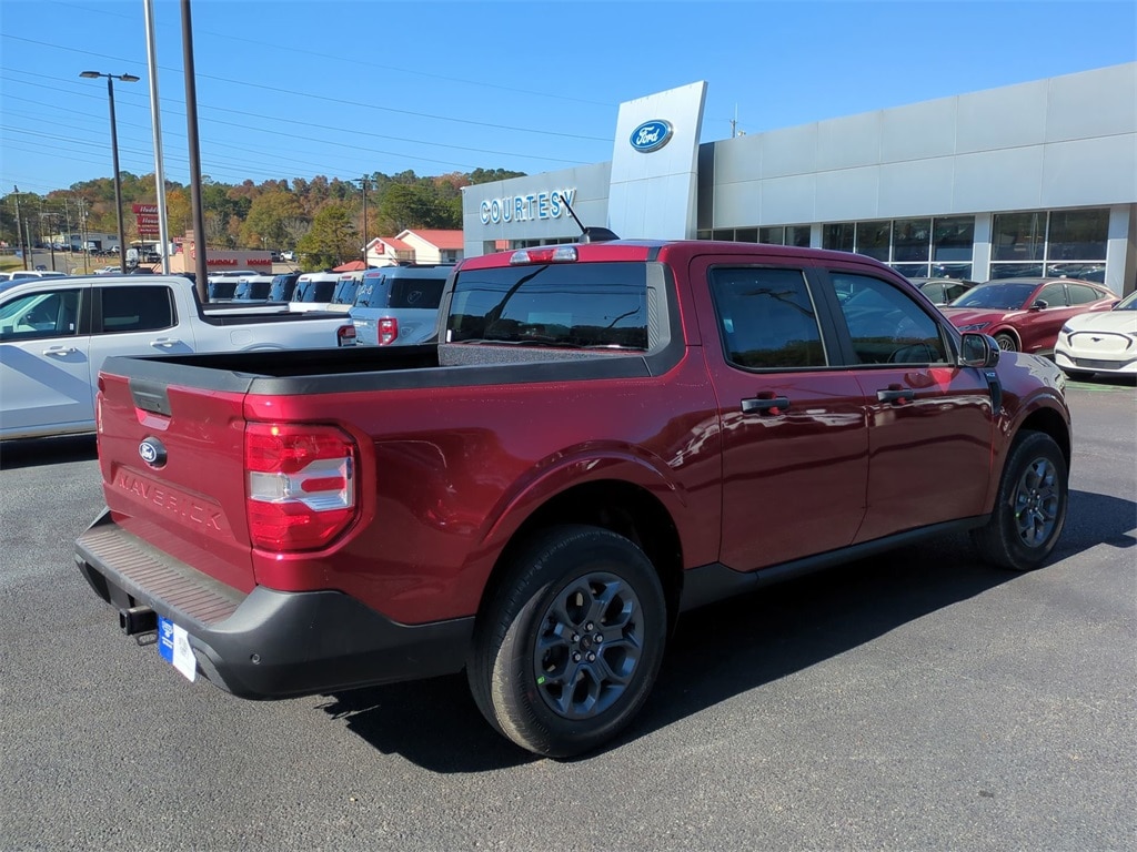 New 2025 Ford Maverick XLT Truck