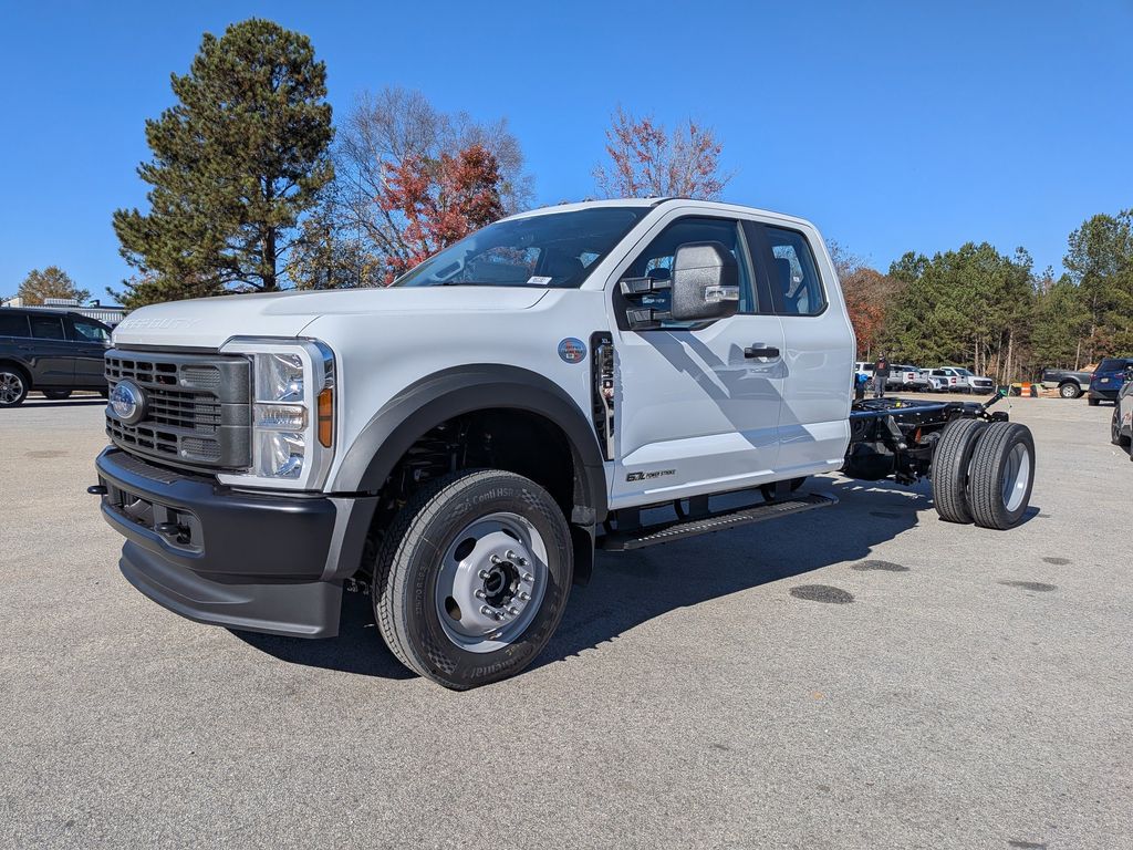2026 Ford F-450 Super Duty Chassis Cab XL - Photo 6
