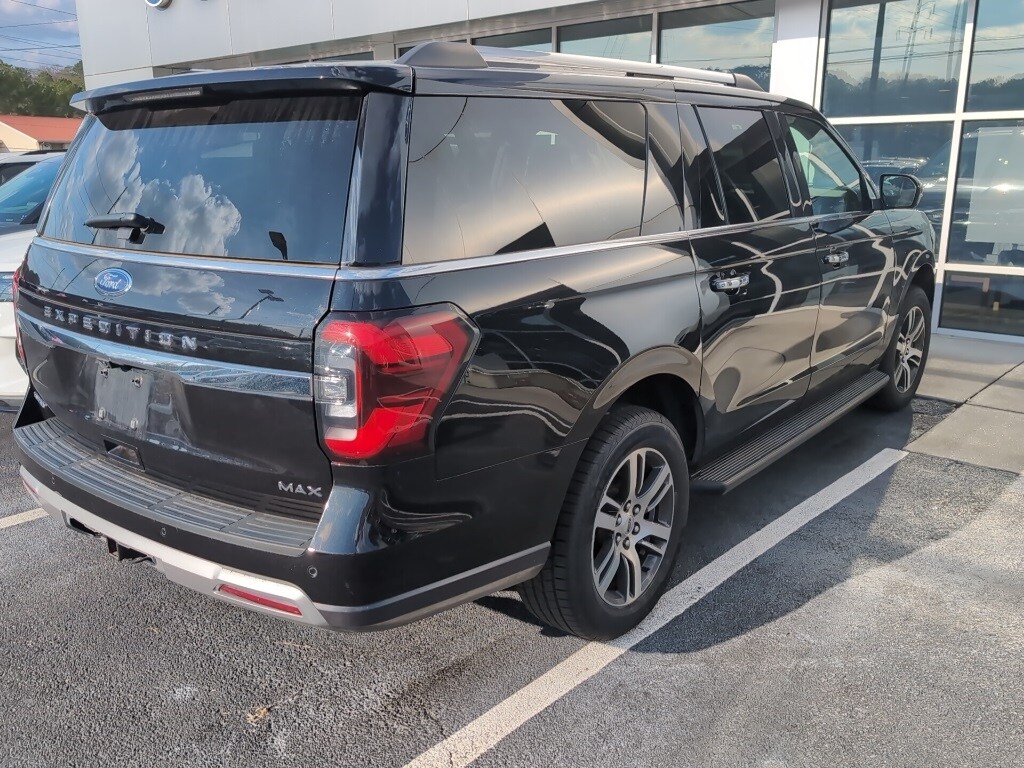 2024 Ford Expedition MAX Limited photo 2