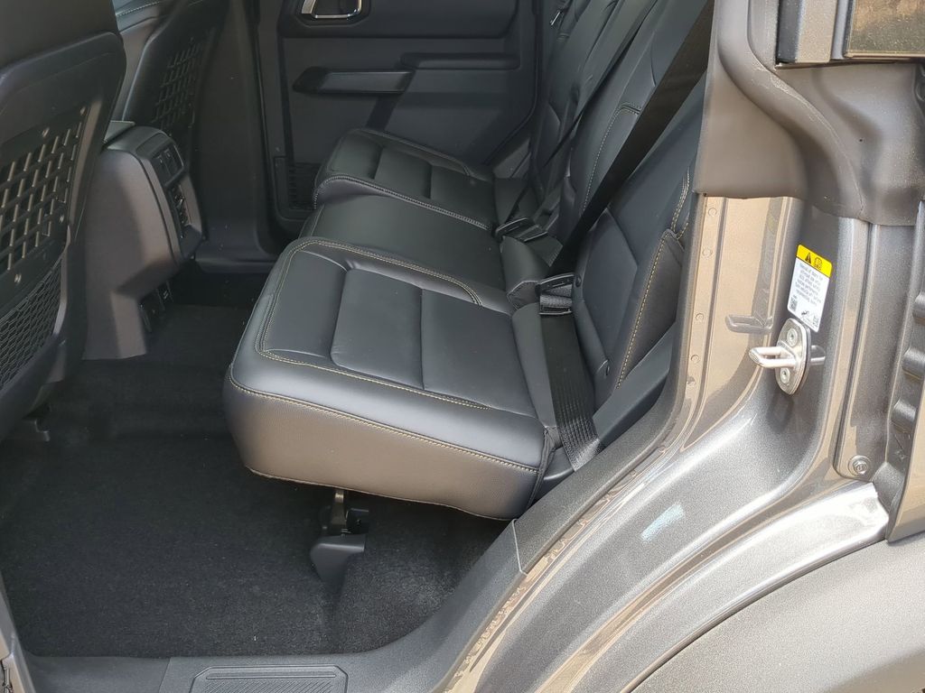 2025 Ford Bronco 4-Door Badlands - Photo 17