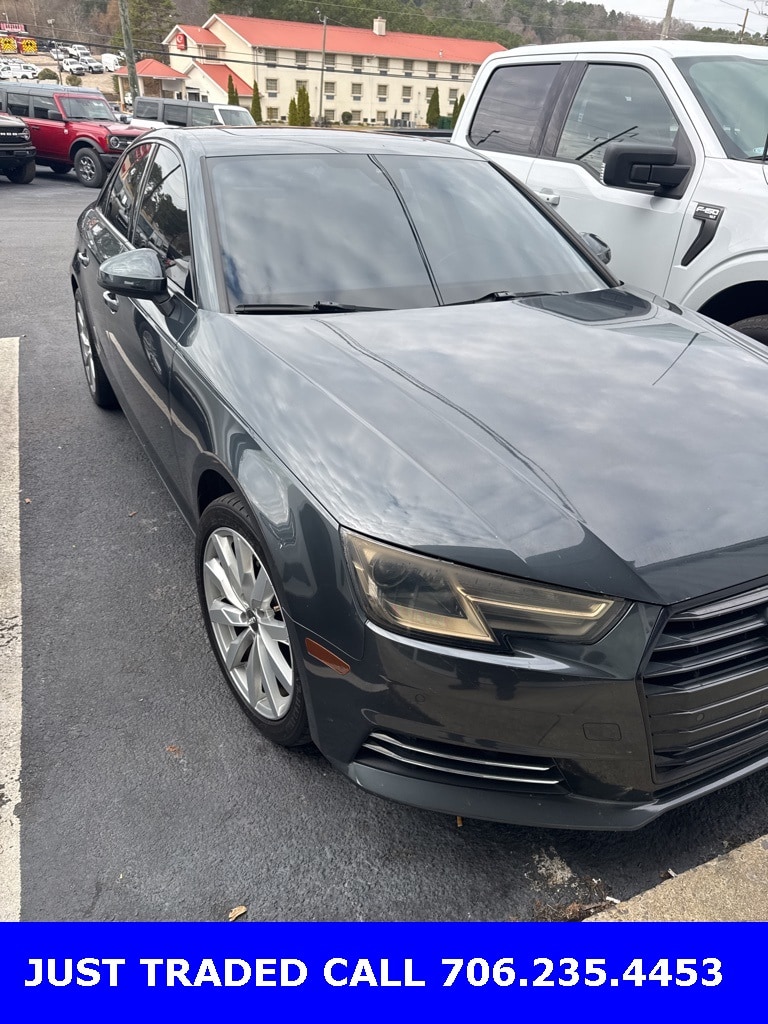 2017 Audi A4 Premium's photo