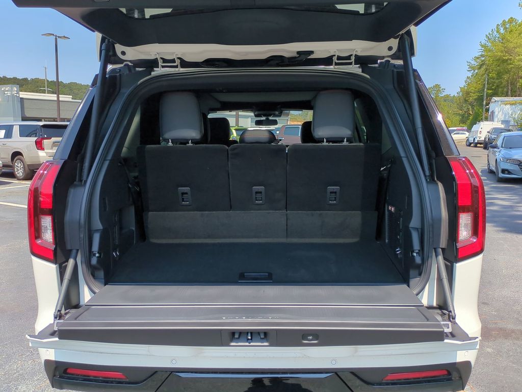2025 Ford Expedition Tremor - Photo 16