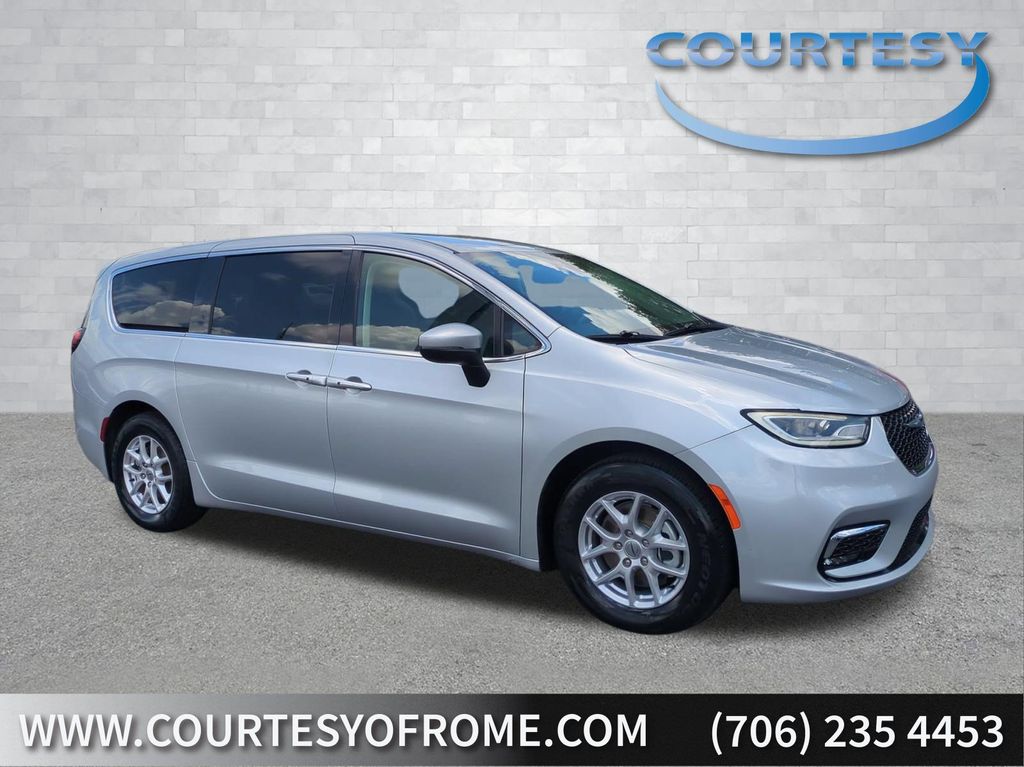 2023 Chrysler Pacifica