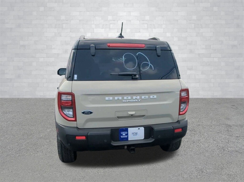 2025 Ford Bronco Sport Badlands photo 3