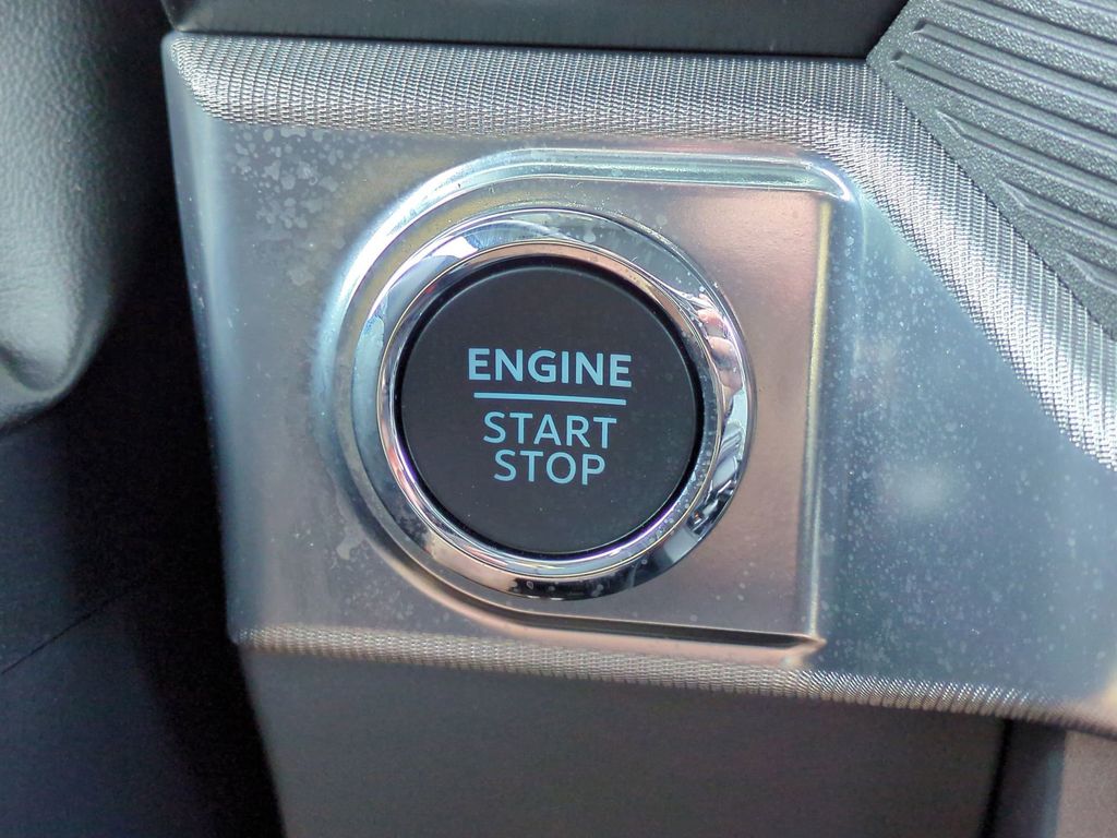 2025 Ford F-150 Lariat - Photo 30