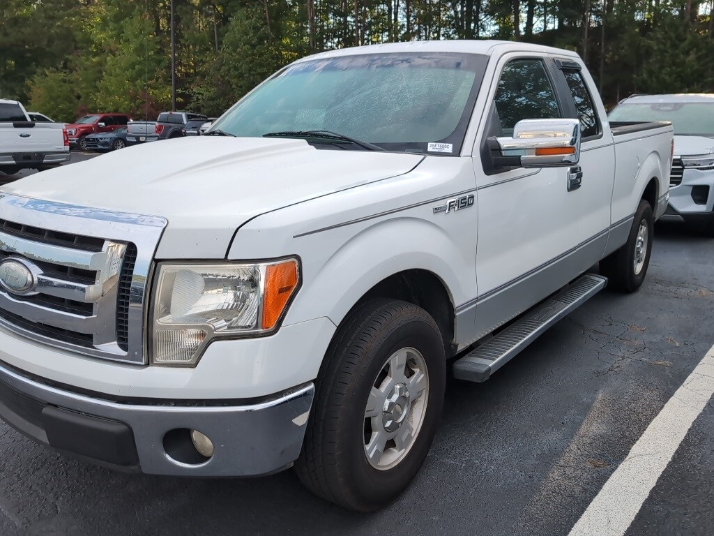 2012 Ford F-150 XLT photo 2