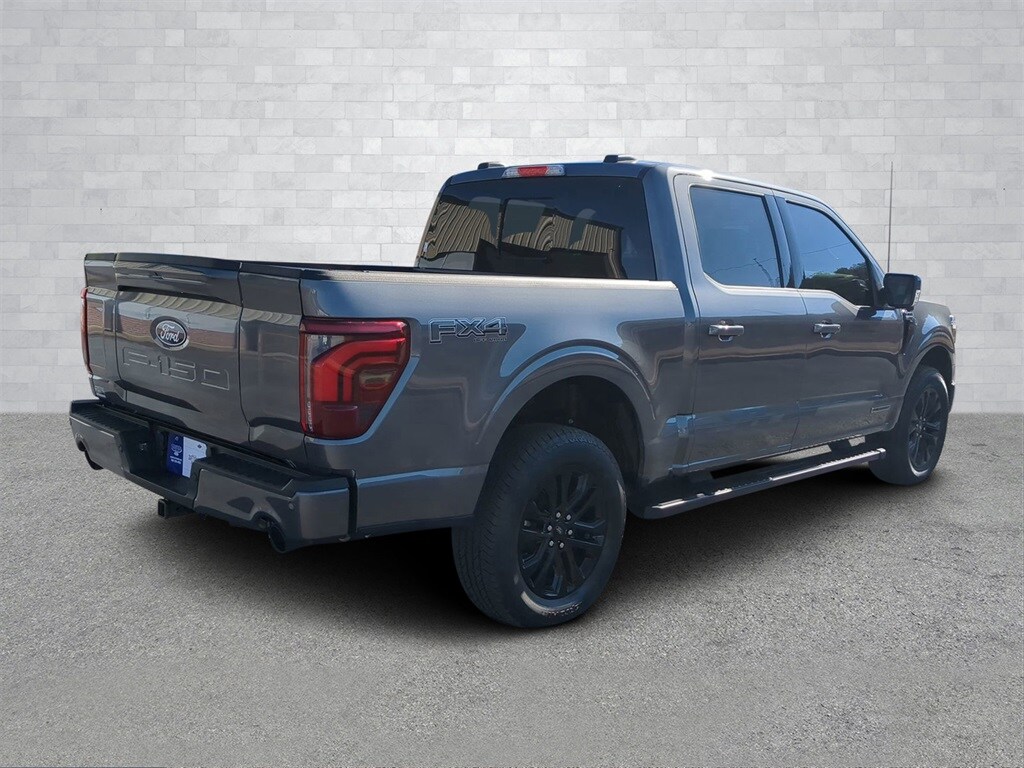 2024 Ford F-150 Lariat photo 3