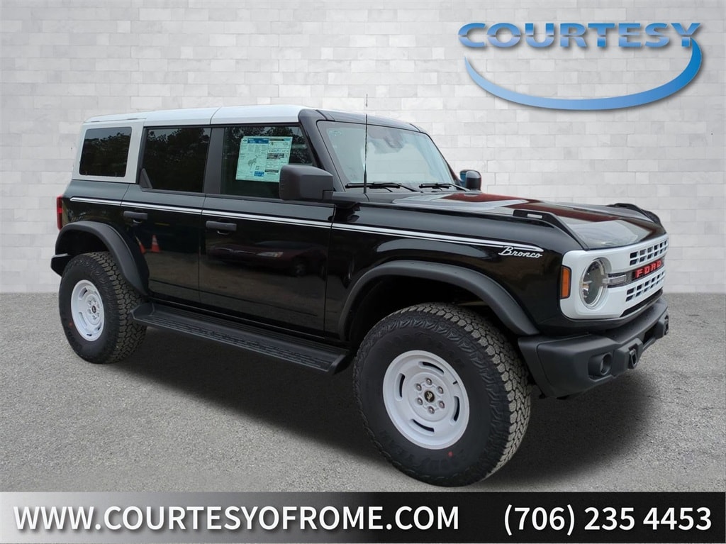 2025 Ford Bronco 4-Door Heritage Editon's photo