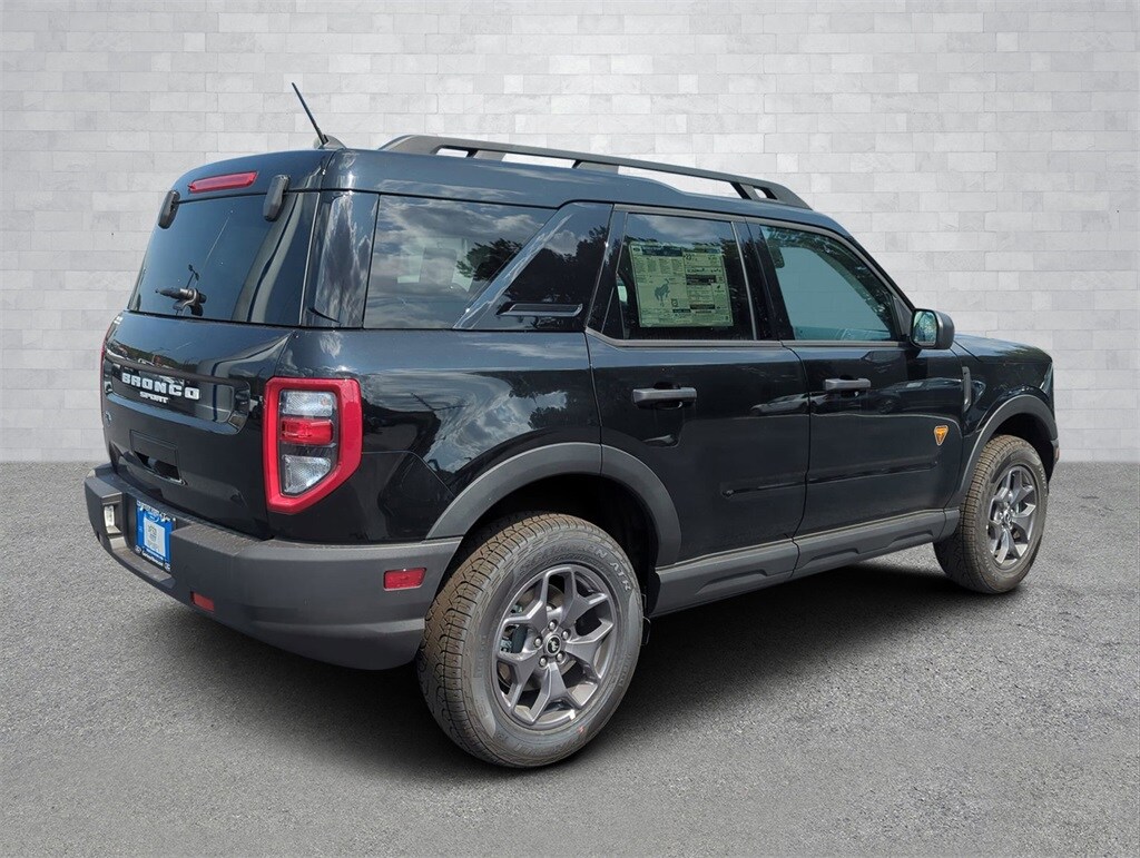2024 Ford Bronco Sport Badlands photo 3