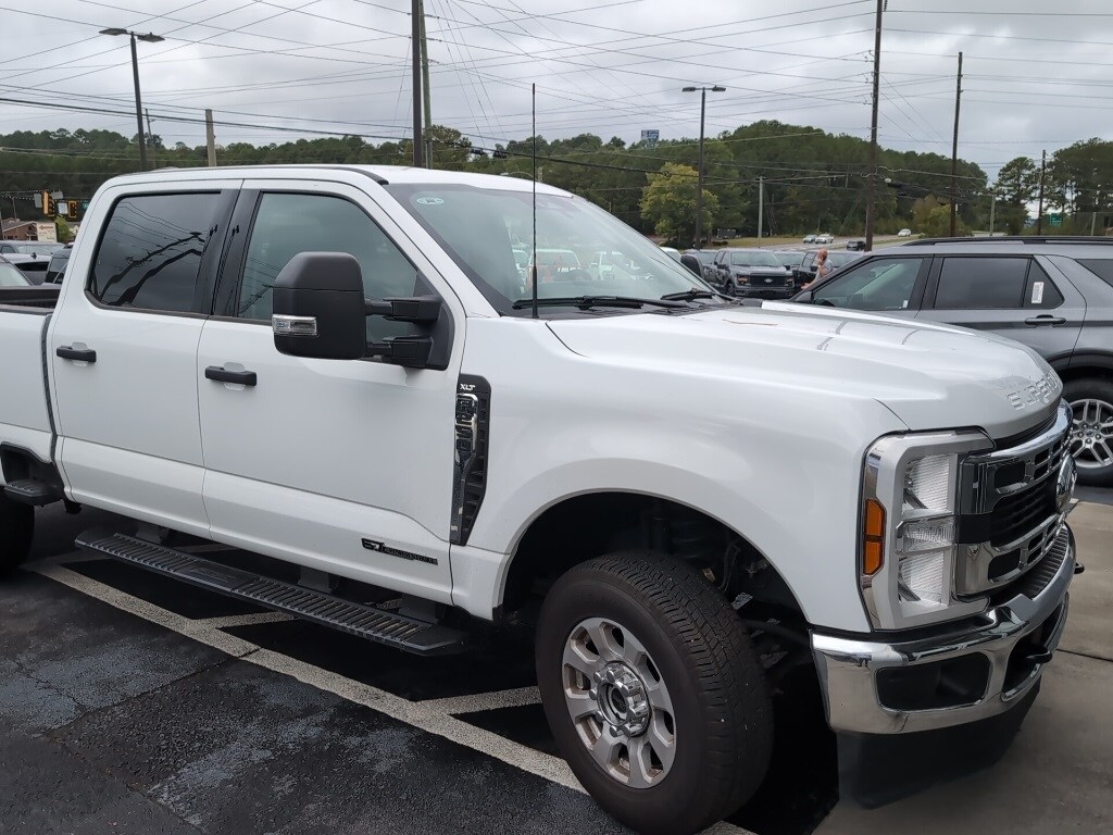 2024 Ford F-250 XLT photo 4
