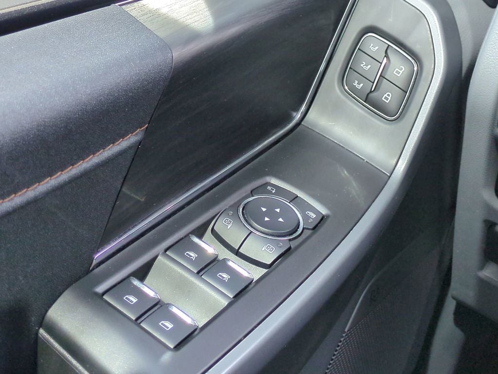 2025 Ford F-150 Lariat - Photo 26