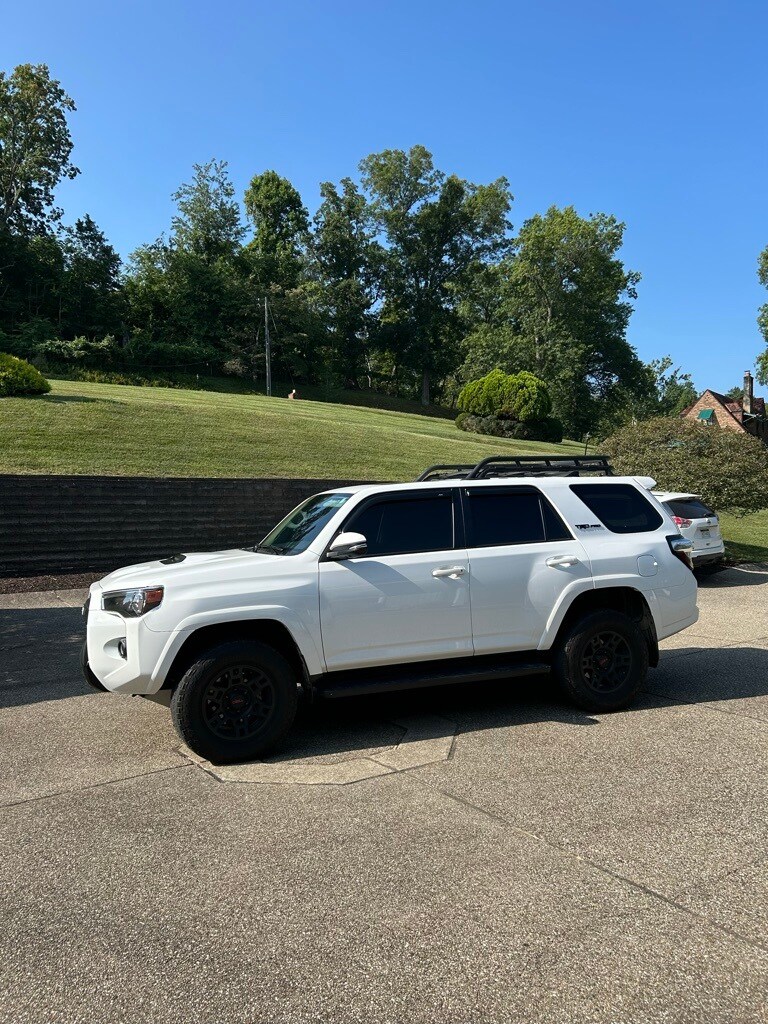 2023 Toyota 4Runner TRD Pro photo 2