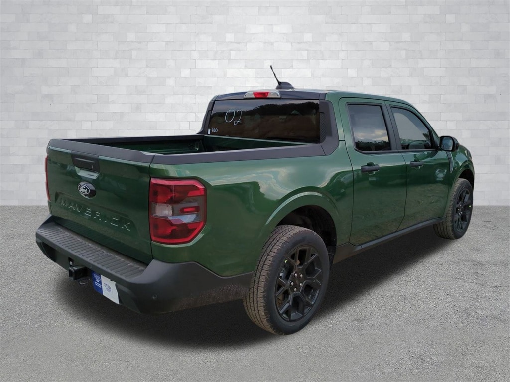 New 2025 Ford Maverick XLT Truck