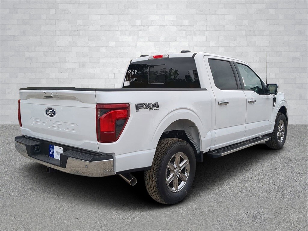 2025 Ford F-150 XLT photo 3