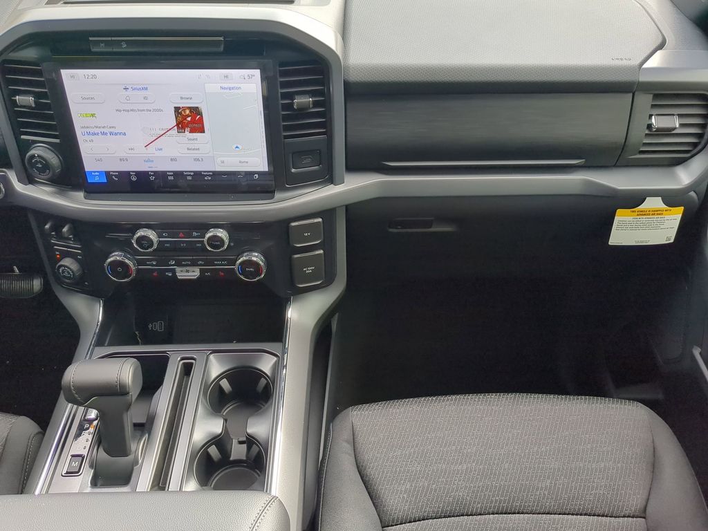 2025 Ford F-150 XLT - Photo 21