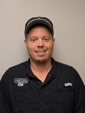 Staff member Jordan DeJesus from ID_b45e18ffee08