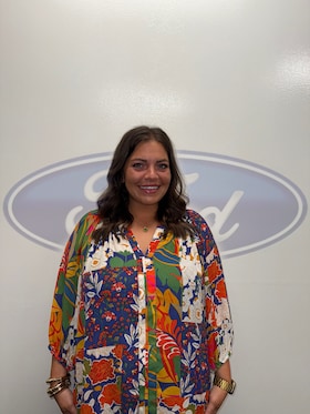 Staff member Stephanie Bristow from ID_9278c8bdadbd