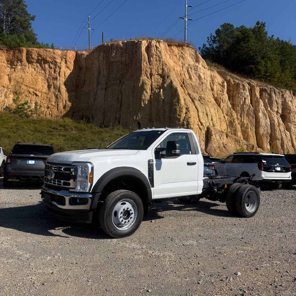 2026 Ford F-450 Super Duty Chassis Cab