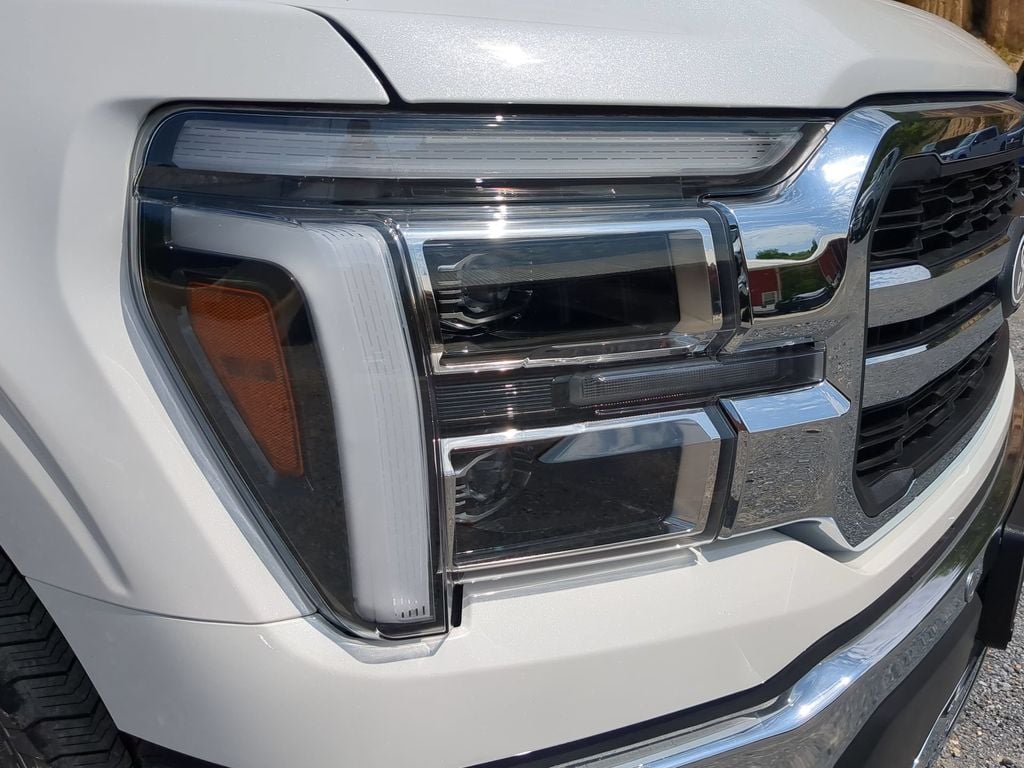 2025 Ford F-150 Lariat - Photo 13