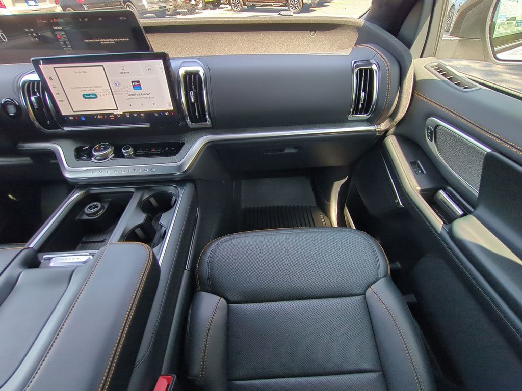 2025 Ford Expedition Tremor - Photo 20