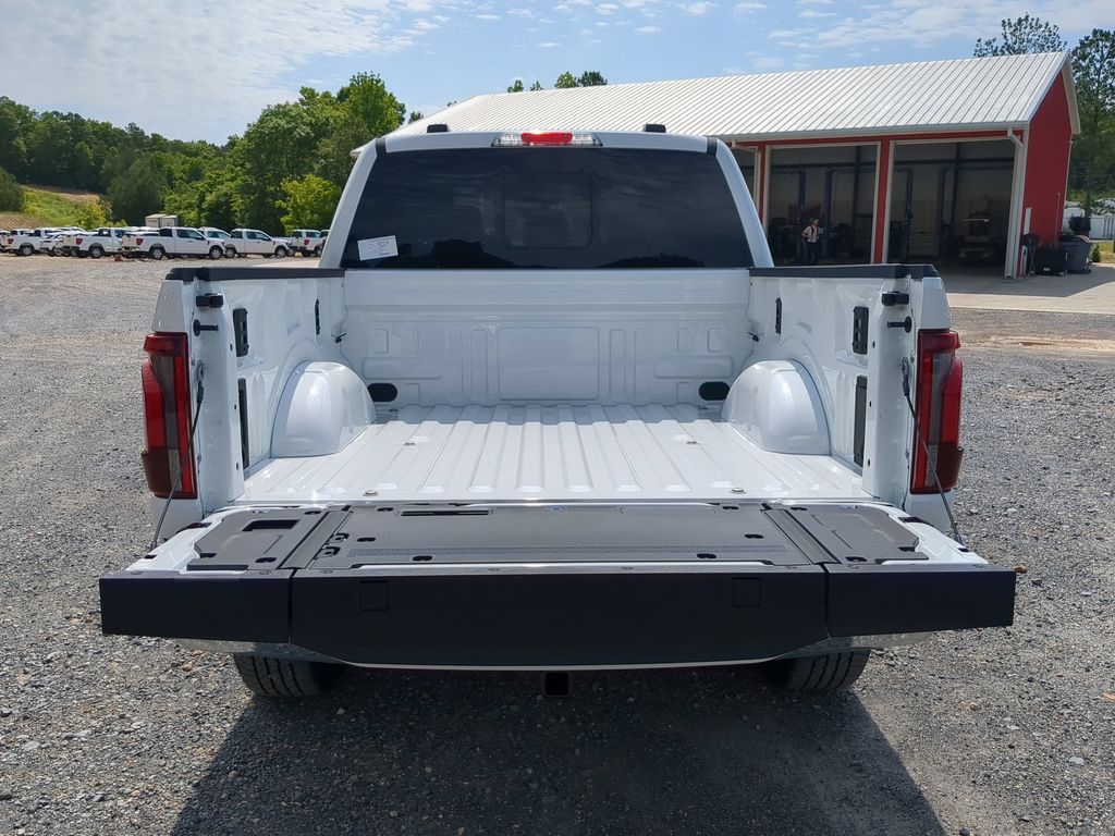 2025 Ford F-150 Lariat - Photo 17