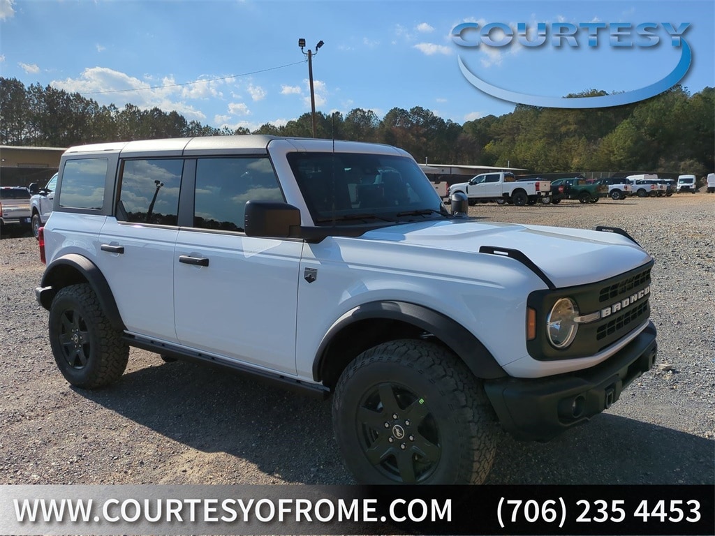 2025 Ford Bronco 4-Door Big Bend's photo