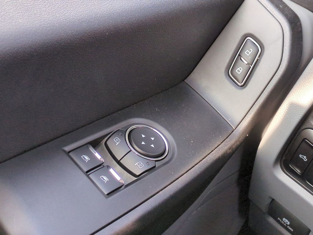 2025 Ford F-250 Super Duty XL - Photo 18