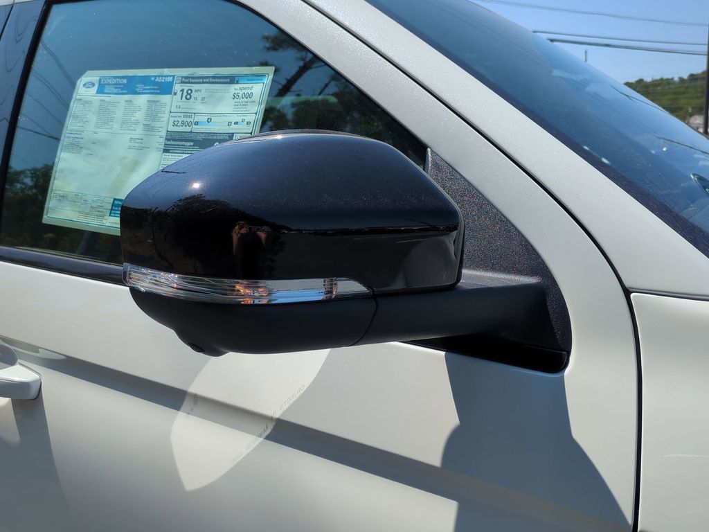2025 Ford Expedition Tremor - Photo 15