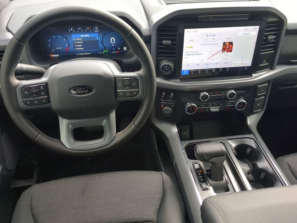 2025 Ford F-150 XLT - Photo 19