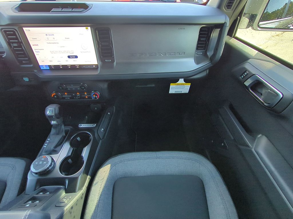 2025 Ford Bronco 4-Door Base - Photo 19