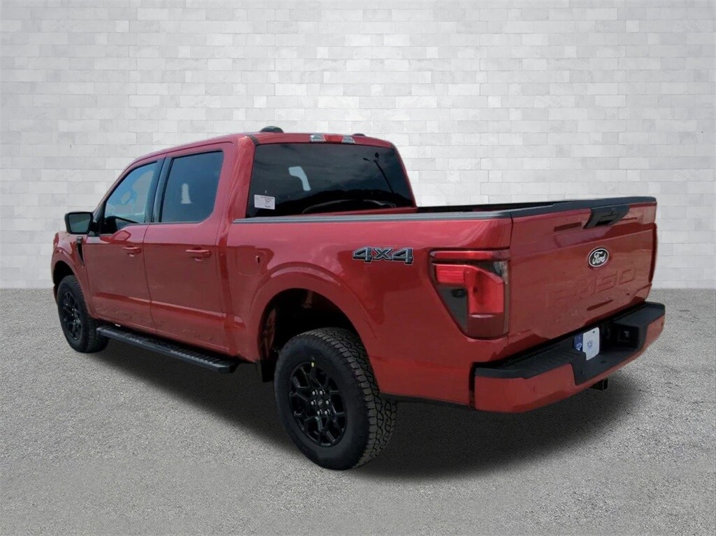 2025 Ford F-150 XLT photo 4