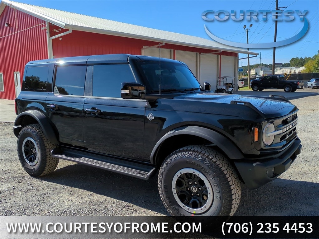 New 2025 Ford Bronco Outer Banks SUV
