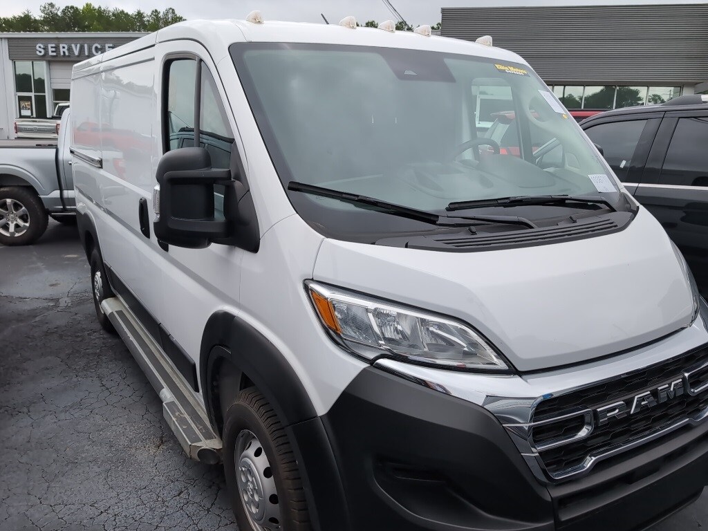 2023 Ram ProMaster 2500 Base photo 2